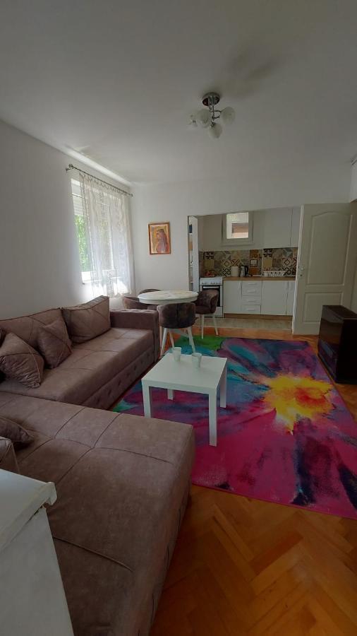 Apartman Milica ヴルシャツ エクステリア 写真