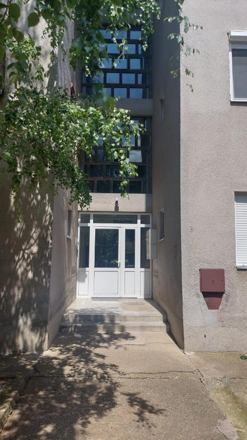 Apartman Milica ヴルシャツ エクステリア 写真